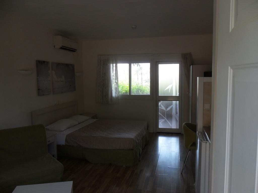 Almog Kibbutz Hotel Kültér fotó
