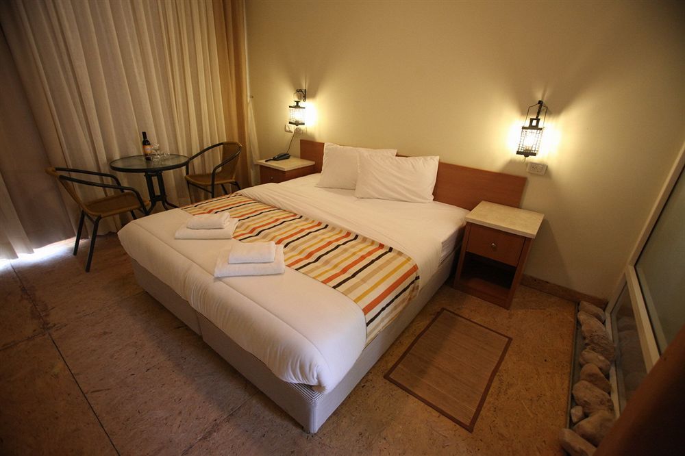 Almog Kibbutz Hotel Kültér fotó